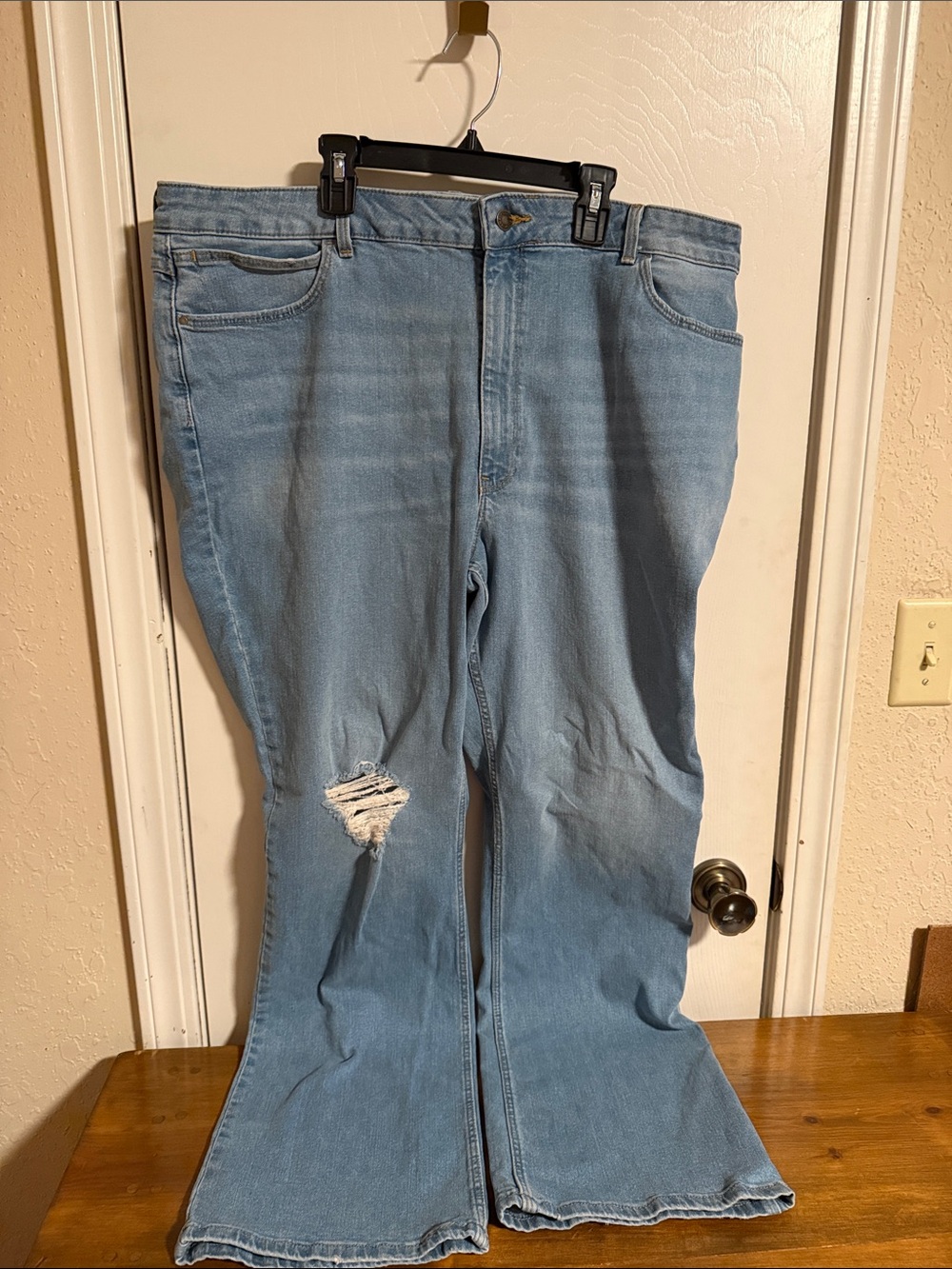 Wrangler Light Blue Women’s Boot Cut Jeans with Knee Rip High Rise Bold Boot